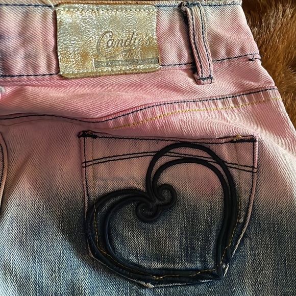 Candie’s Ombré Denim Shorts - Picture 4 of 11